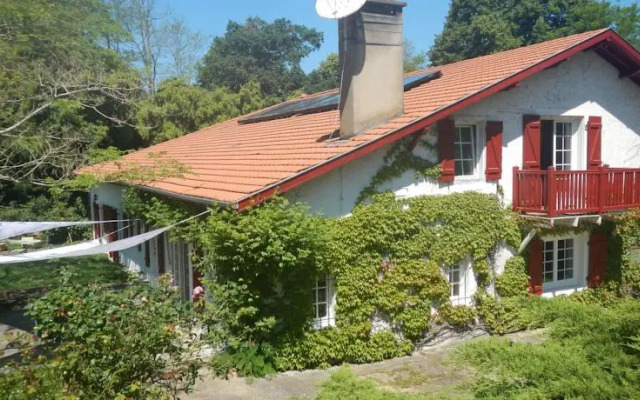 Chambres dHôtes "La Châtaigneraie"