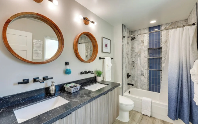 Scottsdale Oasis w/ Pool & Putting Green!