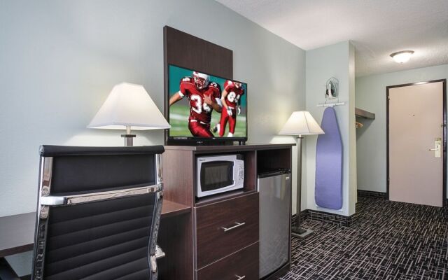 Travelodge Batavia Darien Lake Theme Park