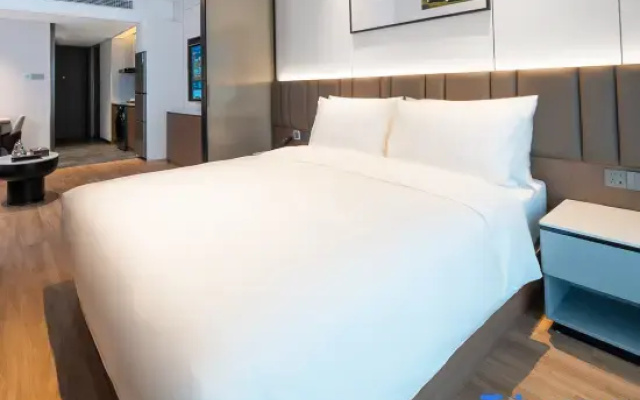 Yunlu Serviced Apartments (Shenzhen Luohu Port  Dongmen Old Street Branch)
