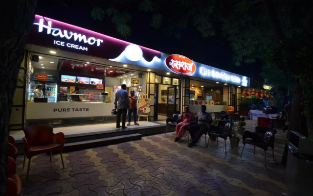 Oyo 24408 Nirmala Guest House