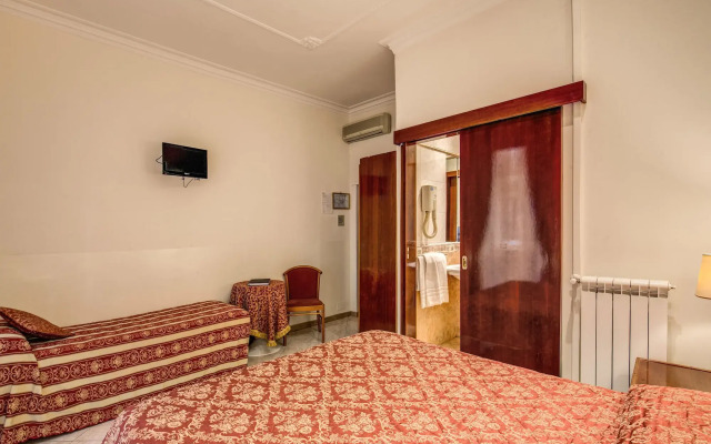 Virginia Hotel