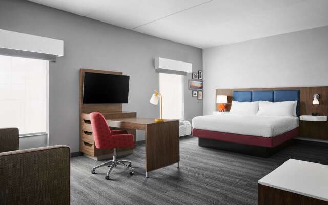 Hampton Inn & Suites Charlotte Steele Creek