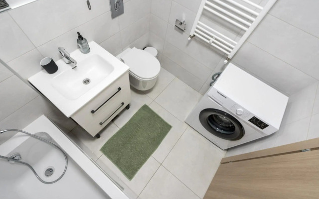 The Painter - 2R apartment in Roka Residence with underground parking