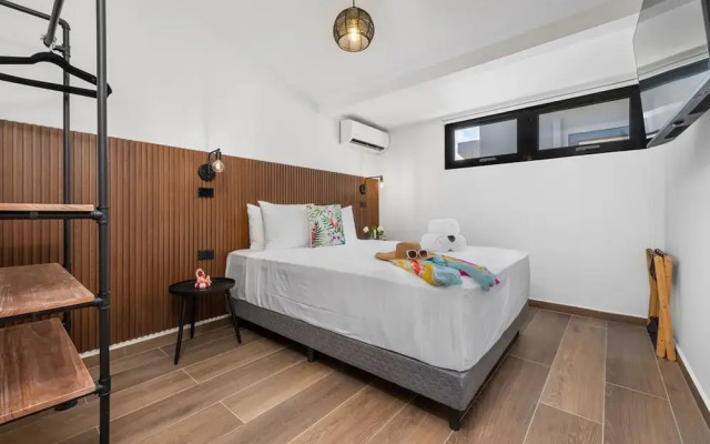 Brand NEW 2br1ba w Privatepool in Amazing Location