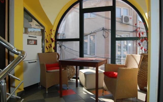 Apartments Iva Shop