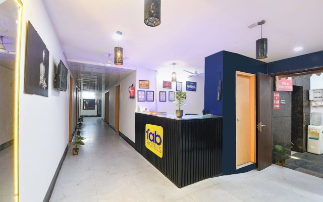 FabHotel Moody Inn Kalkaji
