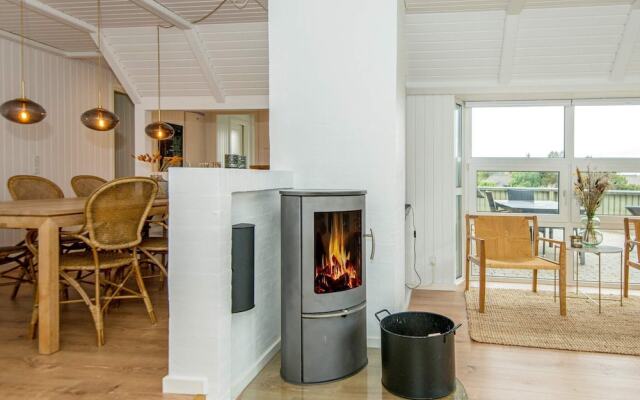 Cozy Holiday Home in Henne With Whirlpool