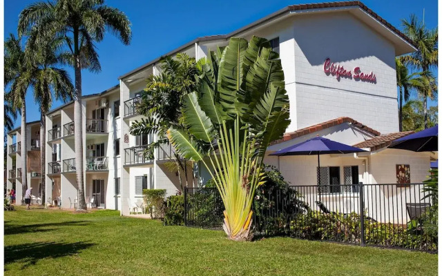 Clifton Sands Holiday Apartments