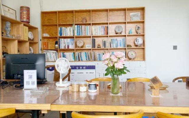 Meet you · Yujian Ni Garden Homestay (Erhai Longkan Wharf)
