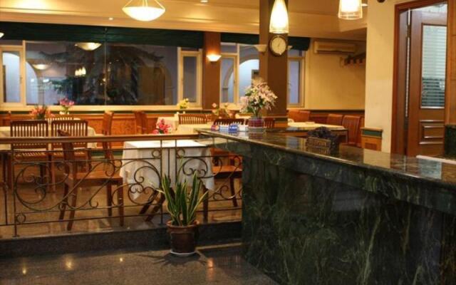 Lintas Sumatra Hotel