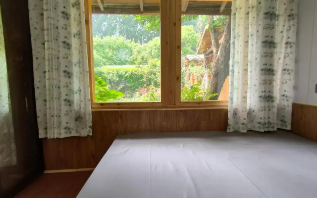 B&B  under  GreatWall