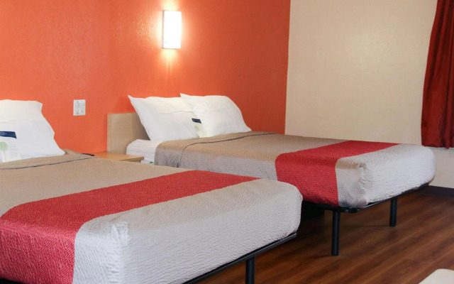 Motel 6 Warwick, RI - Providence Airport - I-95