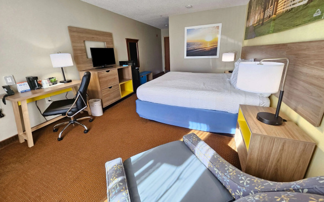 Days Inn by Wyndham Greensboro NC