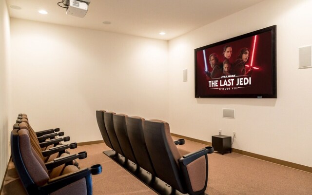 Celebrate at Club Cortile