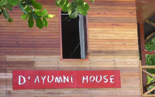 Ayumni House