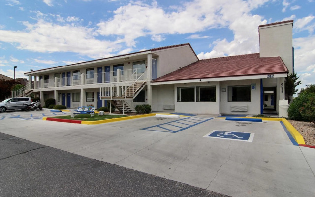 Motel 6-Albuquerque, NM - Coors Road