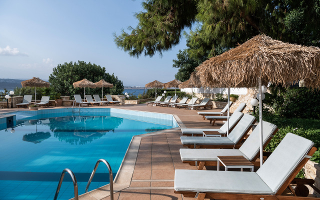 Alianthos Suites