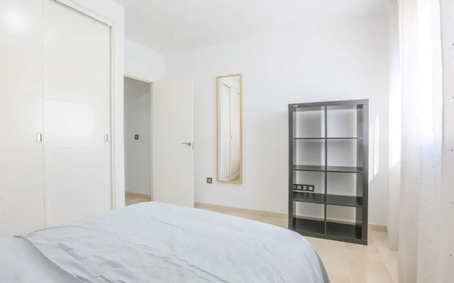 Manuel De Falla Ii in Dos Hermanas