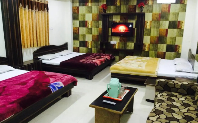 Hotel Vrandavan Palace