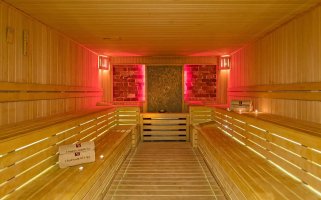 B Business Hotel & Spa