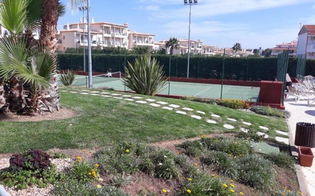 Remarkable 1-bed Apartment in Olhos de Agua