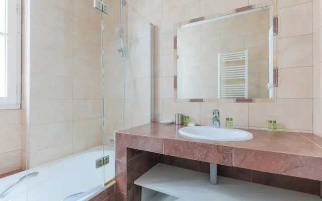 Very Spacious Apartment - 5br/10p - Champs-elysees