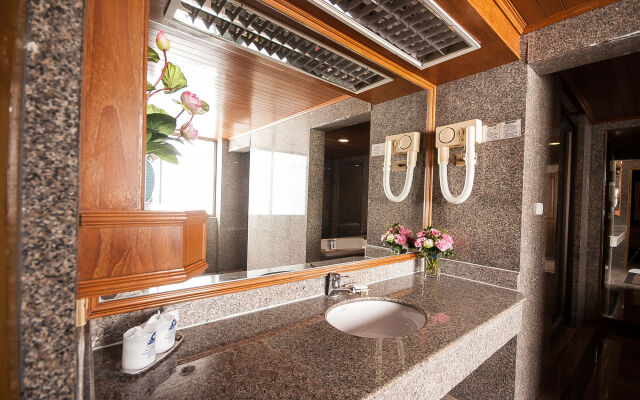Diamond Plaza Hatyai Hotel