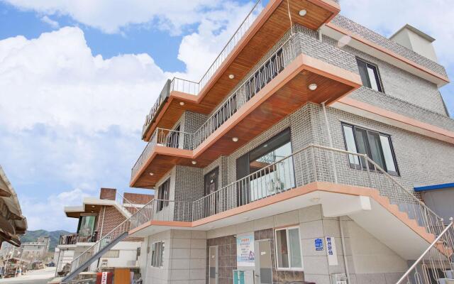 Chuncheon Gang Baram Pension