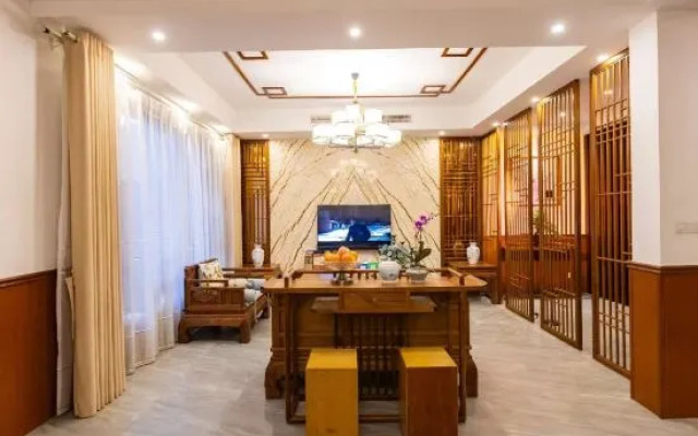 Liangqi Shanju (Maoshan Oriental Salt Lake City Store)