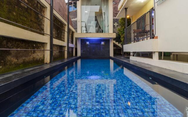 RedDoorz Premium @ Ampera Raya 2