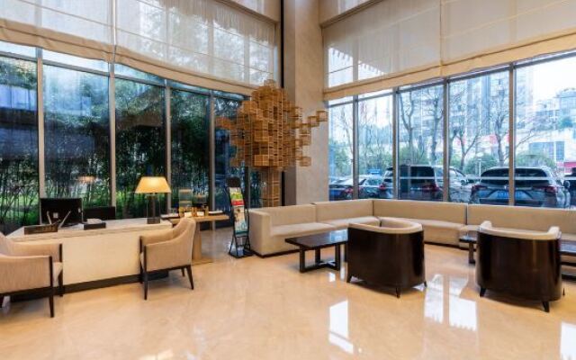 Days Hotel & Suites by Wyndham Liangping