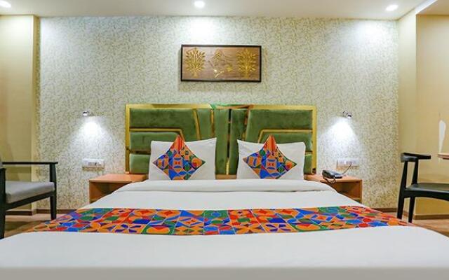 FabHotel Aerosky Grand