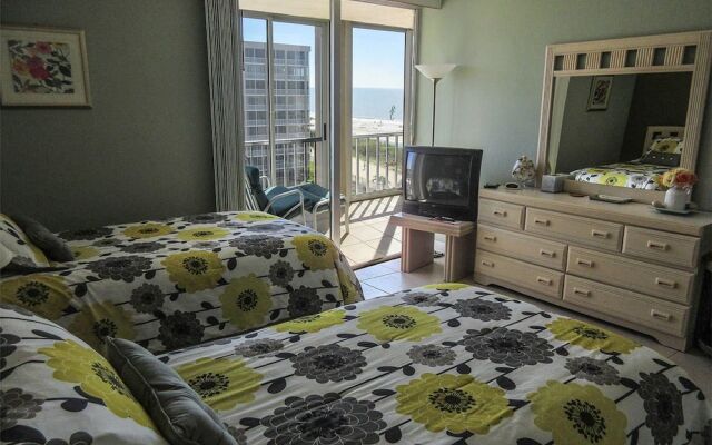 Creciente 712N by RedAwning