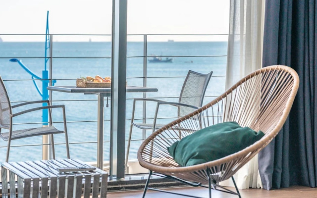Namhae Lounge 32 Resort C