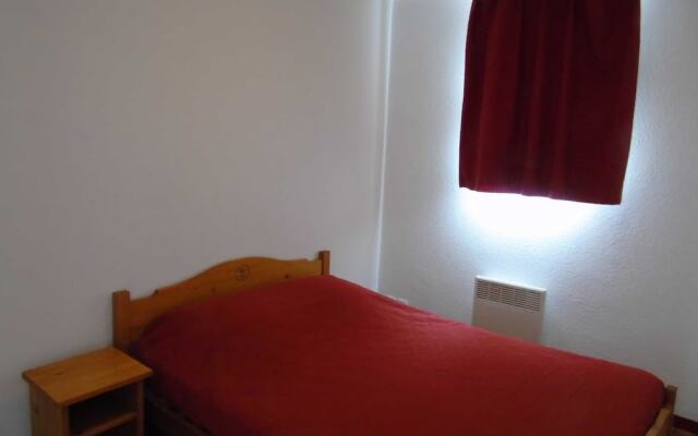 Lou Services Apartment CB63 LSI 001