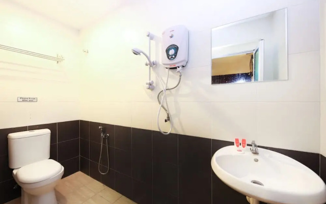 OYO 90270 South City Hotel