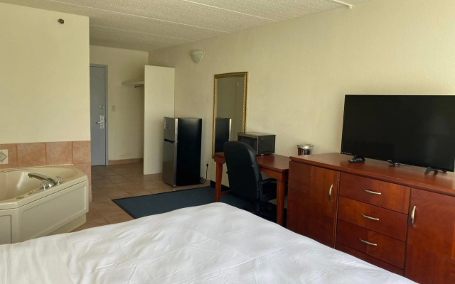 Miami Gardens Inn & Suites