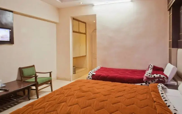 Hotel Suvidha Deluxe And Restaurant