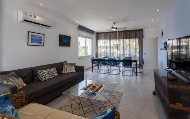 Sea Breeze Apartments - 3 Bedroom Apartment