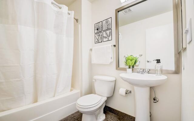 TWO CozySuites with Skybridge Access 1