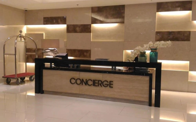 Breeze Residences Condo
