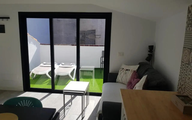 Central PENTHOUSE with TERRACE and free PARKING