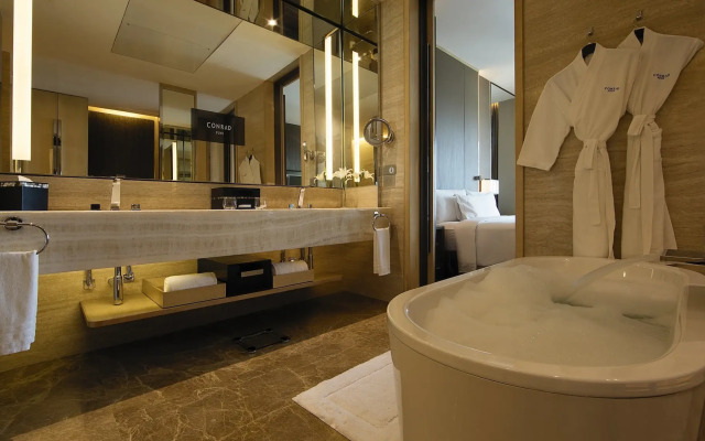 Conrad Pune by Hilton