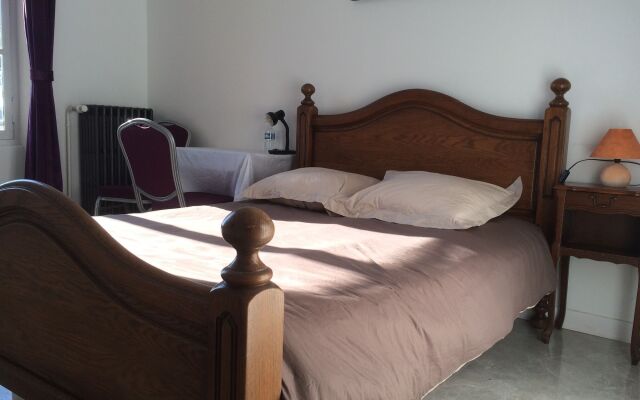 Chateau de la Rocherie Nevers Nord / Varennes-Vauzelles