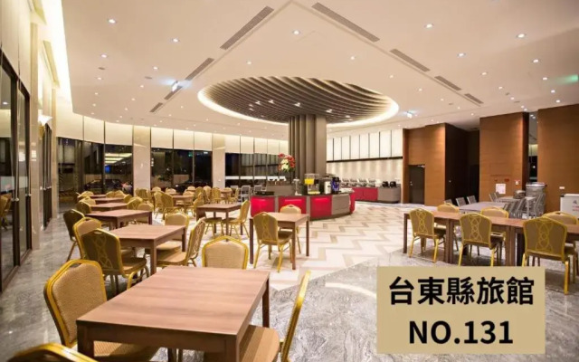 Kai Shen Starlight Hotel