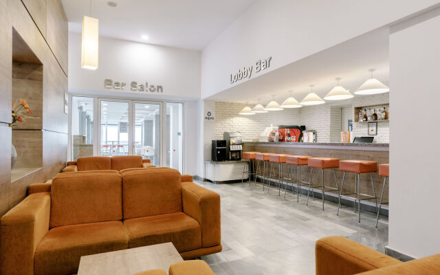 AluaSun Helios Beach – All Inclusive