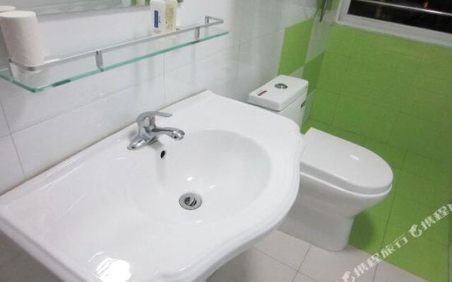 Haiyang Hejiafu Express Hotel
