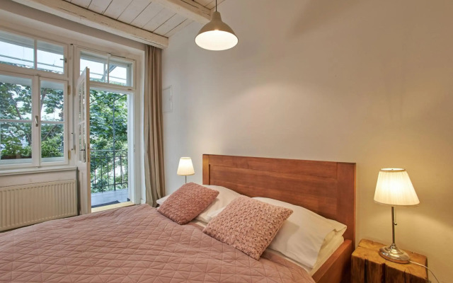 Jeruzalémská 10 - Synagogue Apartments