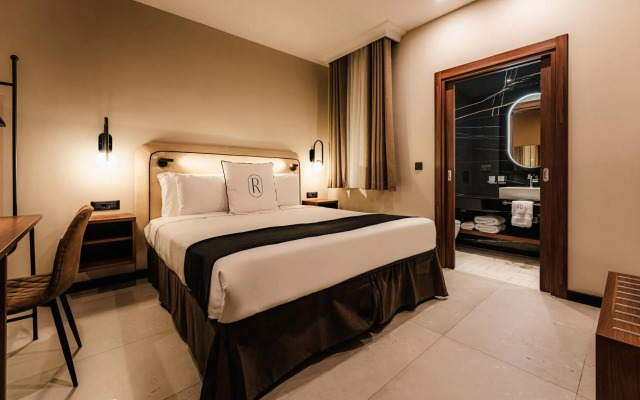 Royale Sainte Hélène Boutique Hotel